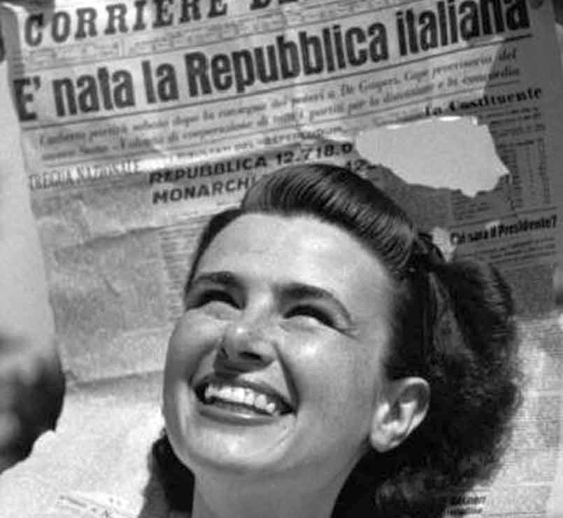 E' nata la Repubblica Italiana